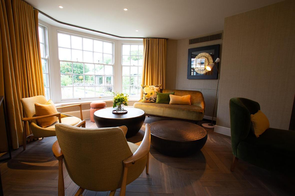 Falcon Hotel Towcester Extérieur photo