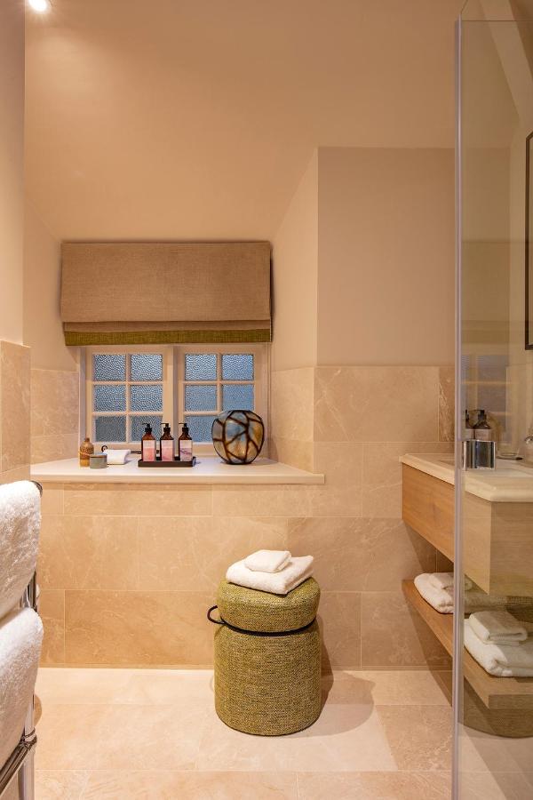 Falcon Hotel Towcester Extérieur photo