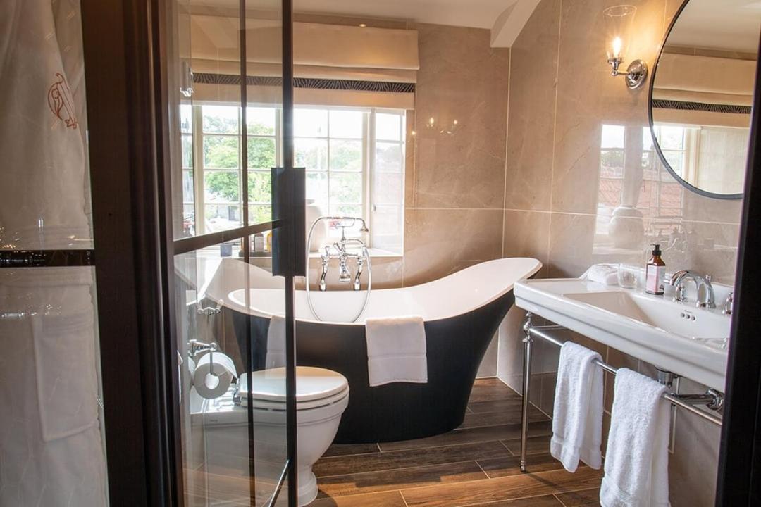 Falcon Hotel Towcester Extérieur photo