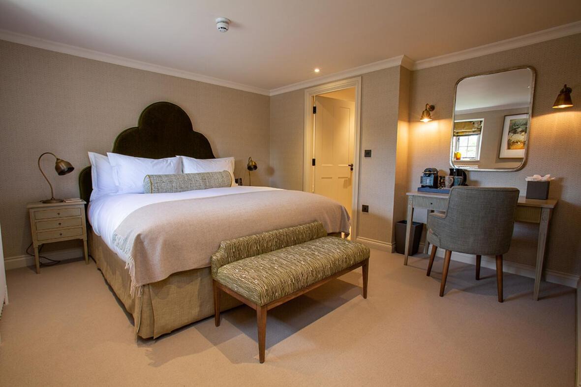 Falcon Hotel Towcester Extérieur photo